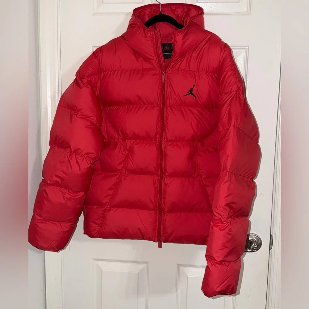 Nike Air Jordan Brooklyn Therma-FIT Red Puffer Jacket Men Size S